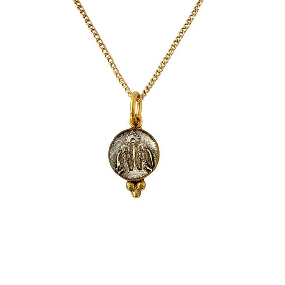 VIRGINS SAINTS & ANGELS VSA Piccolo Lucia Guardian Angels Charm Necklace in Gold - Picture 3 of 7